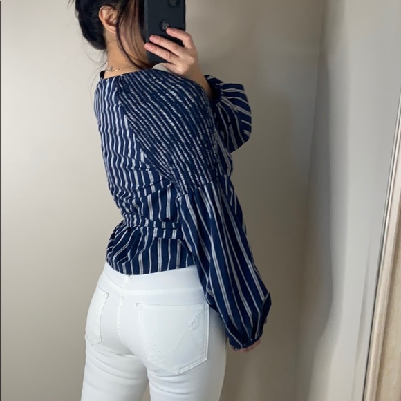 NWT Wrap striped puffy sleeves - Picture 3 of 8